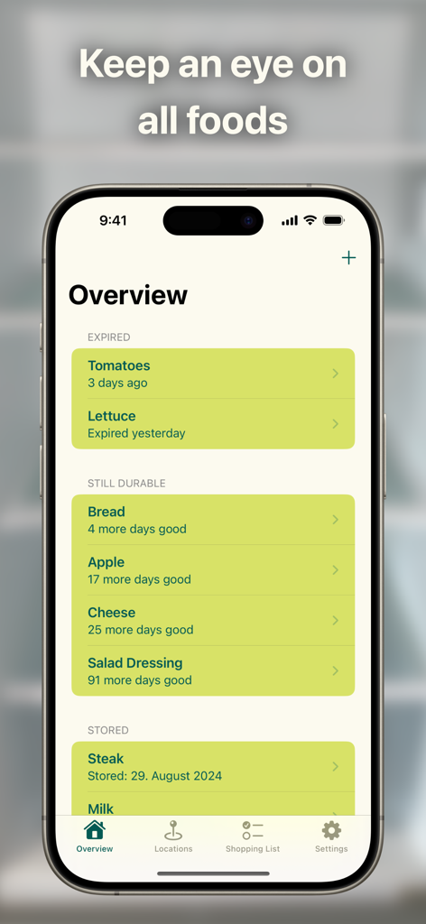 FreshKeeper - Food Overview - Interfaz de la aplicación FreshKeeper que muestra artículos de alimentos categorizados por estado de caducado y duradero, con vida útil restante.