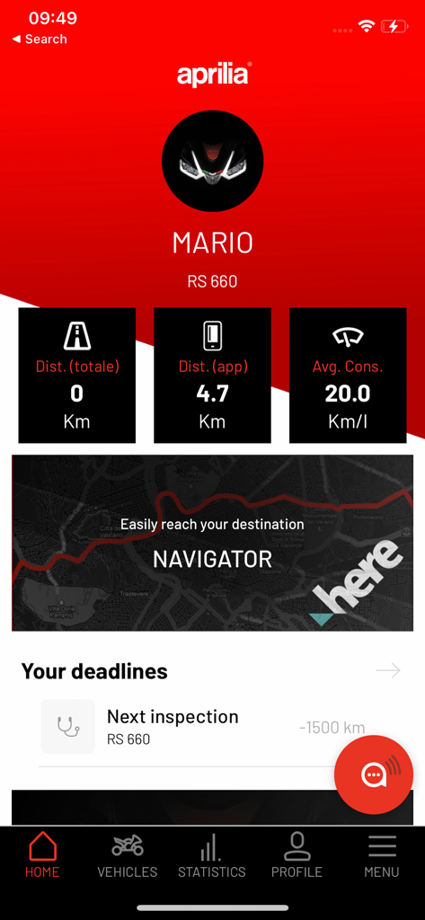 Schermata principale dell'app Aprilia che visualizza statistiche sulla moto per RS 660, inclusi consumi di distanza e scadenze di manutenzione