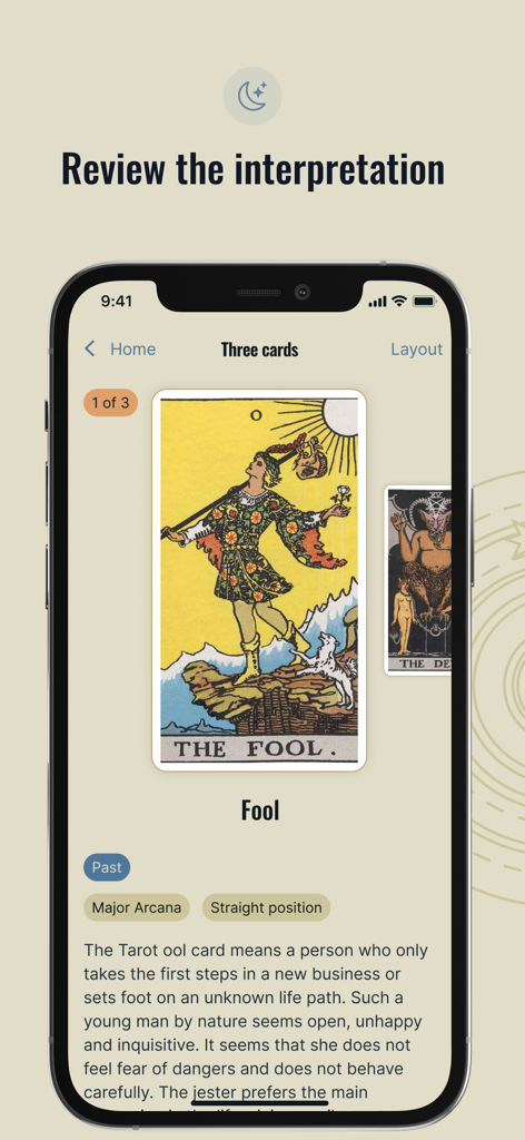 Eine mobile App-Oberfläche, die eine Tarotkarten-Interpretation für den Narren anzeigt.