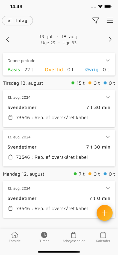 E-Komplet - Interfaz de la aplicación E-Komplet que muestra registros de trabajo diarios y horas registradas para contratistas.