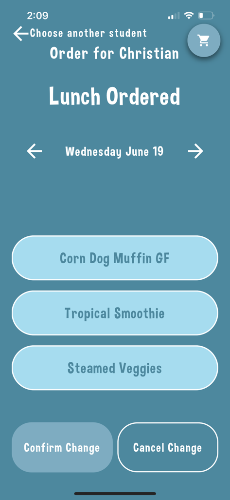 Ecrã da aplicação móvel mostrando um resumo da encomenda de almoço para um aluno com opções para confirmar ou cancelar alterações