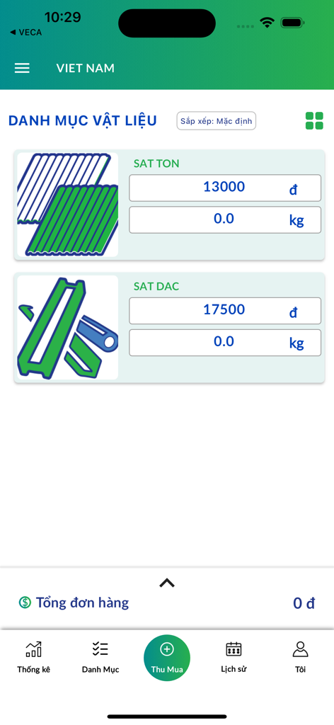 Veca Vua Ve Chai - Interfaz de la aplicación móvil que muestra categorías de chatarra y precios actuales por kilogramo para un negocio de reciclaje.