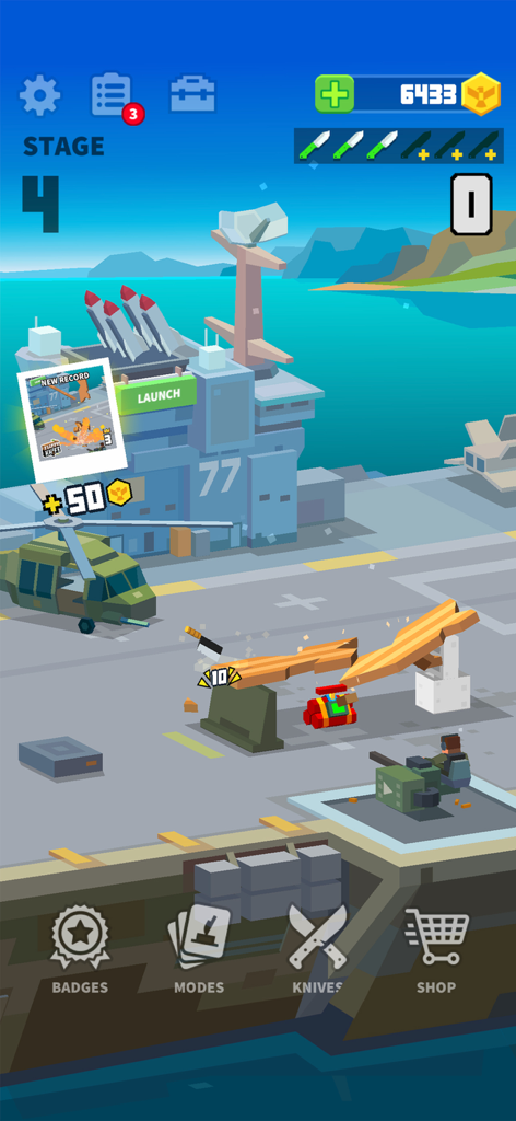 Una captura de pantalla de Flippy Knife que muestra un cuchillo siendo lanzado sobre un objetivo de madera en un nivel de portaaviones.