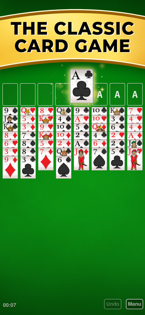 FreeCell Classicカードゲームの画面。緑色の背景に、大きく読みやすいカードと「元に戻す」ボタンが表示されています。