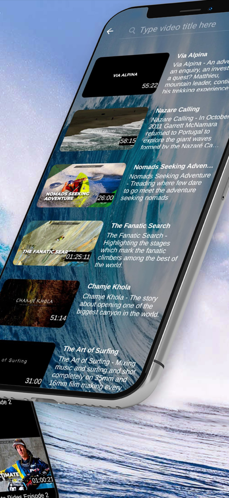 Un smartphone mostrando una lista de documentales y videos de deportes extremos en la interfaz de la aplicación Extreme Plus TV.