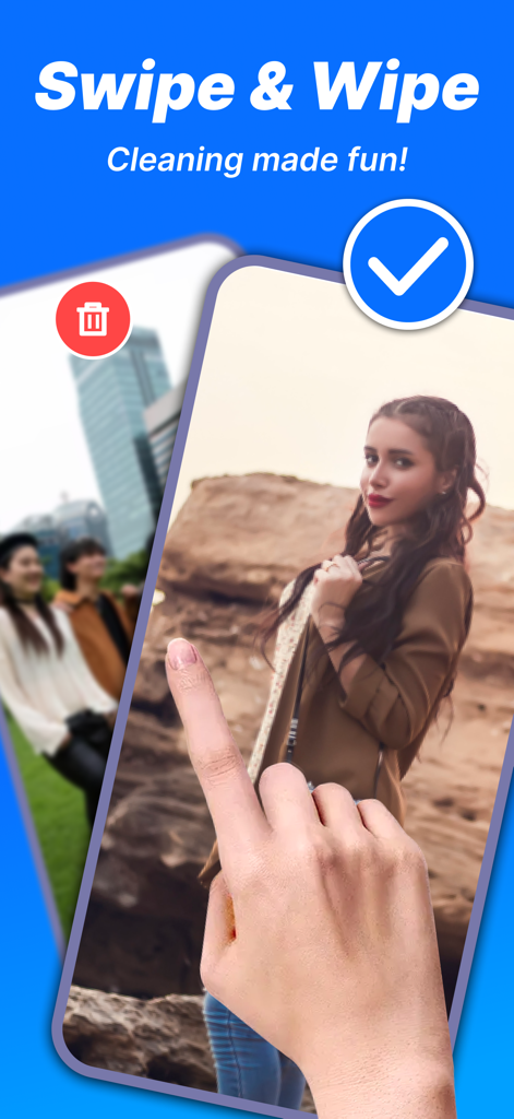 Cleaner Master Pro-Cleanup App - Una mano deslizando tarjetas de fotos para conservar o eliminar imágenes usando la interfaz de la aplicación Cleaner Master Pro