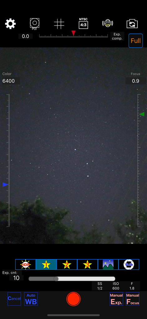 Starry sky Camera - Interface of Starry sky Camera app showing manual settings for night photography