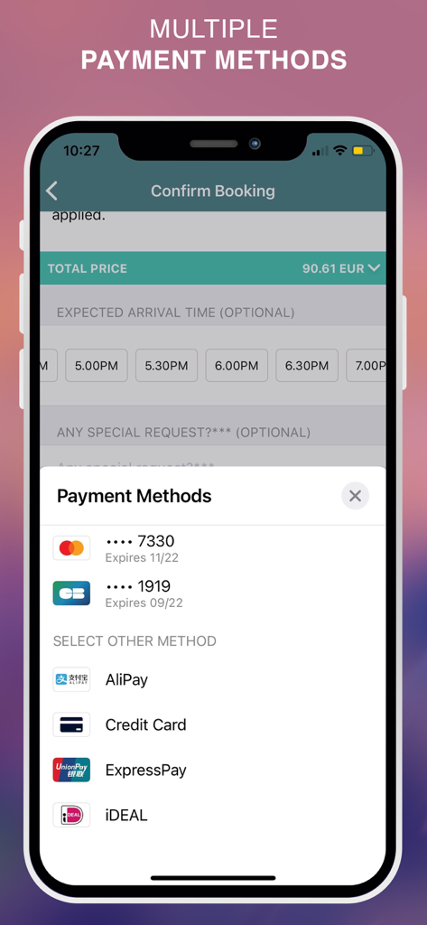 Una pantalla móvil que muestra varias opciones de pago, incluyendo AliPay y tarjetas de crédito, para la confirmación de una reserva de hotel.