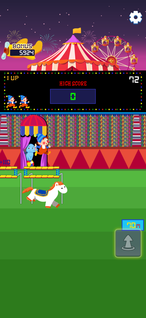 Bildschirm eines Retro-Arcade-Spiels, der einen Clown-Charakter zeigt, der im Begriff ist, mit einem Pferd über Hürden in einer Zirkusarena zu reiten