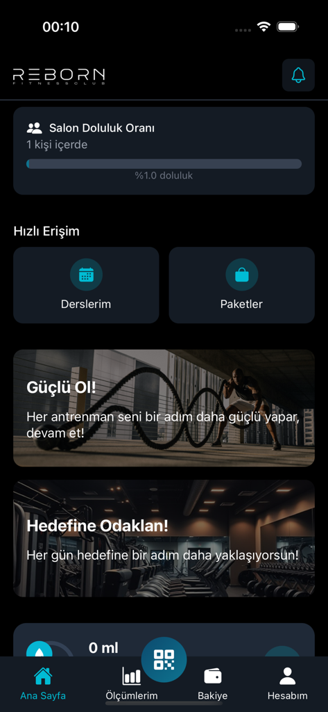 Reborn Fitness - Reborn Fitness app home screen showing gym occupancy rate and quick access menu