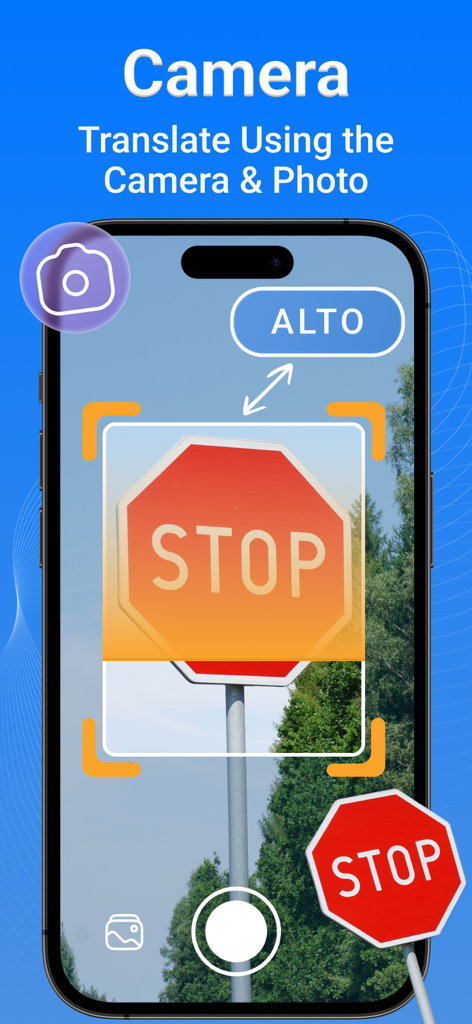 Función de cámara de la aplicación Traductor IA traduciendo una señal de stop
