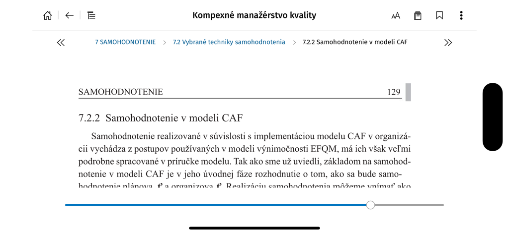 Professional reading interface of the Smarteca SK app showing a technical document with navigation and annotation tools