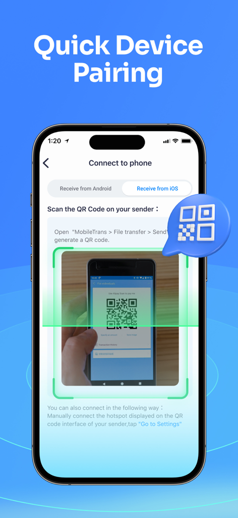 Data Transfer - MobileTrans - Smartphone escaneando un código QR en otro dispositivo móvil para emparejar para la transferencia de datos usando la aplicación MobileTrans