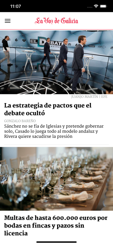 Screenshot of La Voz de Galicia mobile app displaying regional and national news headlines with photos