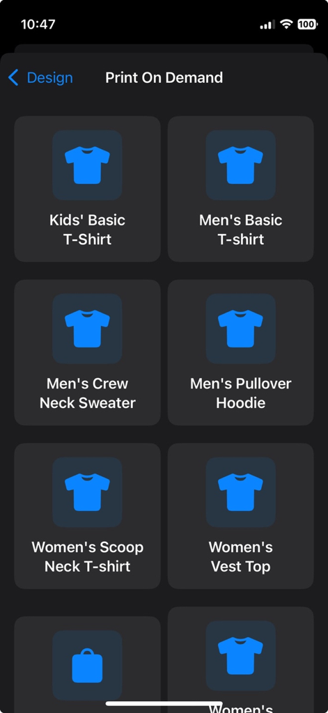YoMeme: Meme Maker & Editor - YoMemeのプリントオンデマンド機能でのTシャツとパーカーの選択画面。