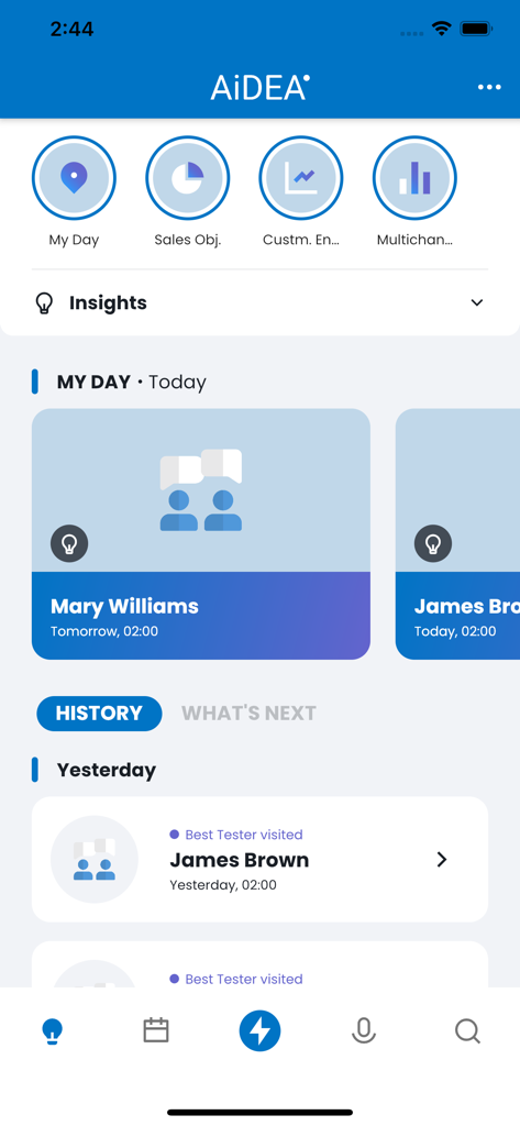 AiDEA CRM mobiles Dashboard mit Verkaufszielen und täglichen Besuchsberichten für Pharma-Vertriebsmitarbeiter
