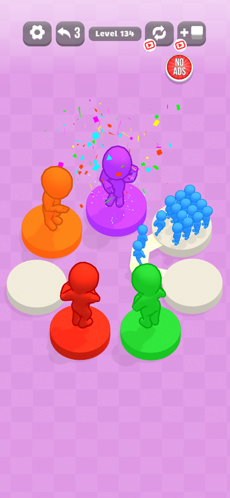 Escape Island: Fun Color Sort - A gameplay screenshot of Escape Island showing colorful 3D characters being sorted onto circular island platforms