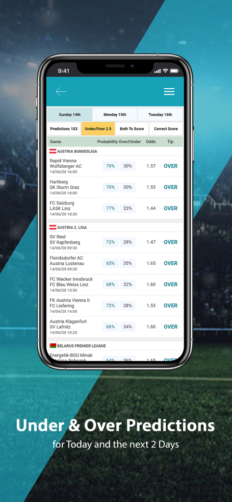 Interface do aplicativo móvel Football Super Tips mostrando odds de jogos de futebol e previsões de mais/menos de gols