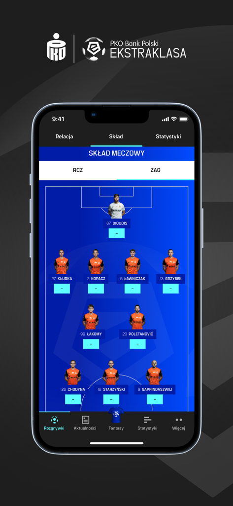 Mobile app screenshot showing the starting lineup and tactical formation for a soccer match