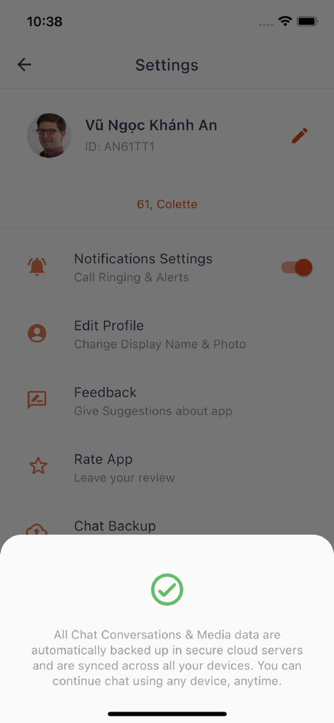 ChatEdu - L'écran des paramètres de l'application ChatEdu montrant une notification contextuelle concernant la sauvegarde automatique des chats et la synchronisation cloud sur tous les appareils.