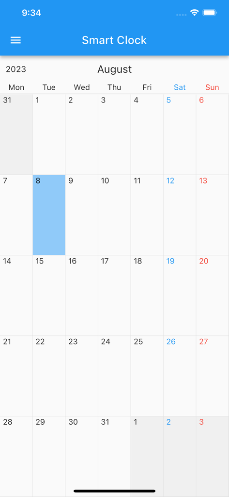 スマートデジタル＆アナログ時計アプリのインターフェイス内の月間カレンダービュー。2023年8月が表示されています。