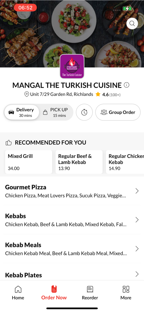 Interface do aplicativo Mangal Turkish Cuisine mostrando categorias de menu e opções de entrega
