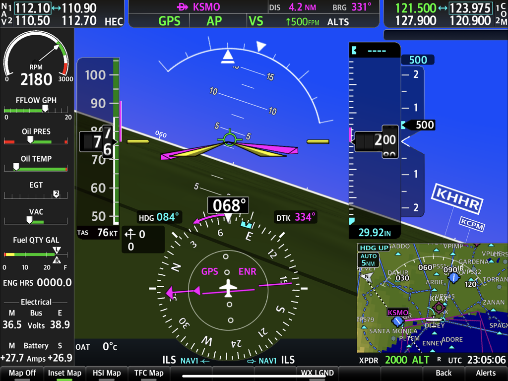 Panel de instrumentos de la Pantalla de Vuelo Primaria (PFD) de la aplicación de simulación de vuelo SIMiONIC G1000 NXi