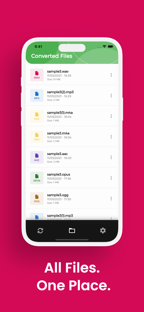 Pantalla de la aplicación móvil mostrando una lista de archivos de audio convertidos en formatos WAV, MP3, M4A, AAC y OGG.