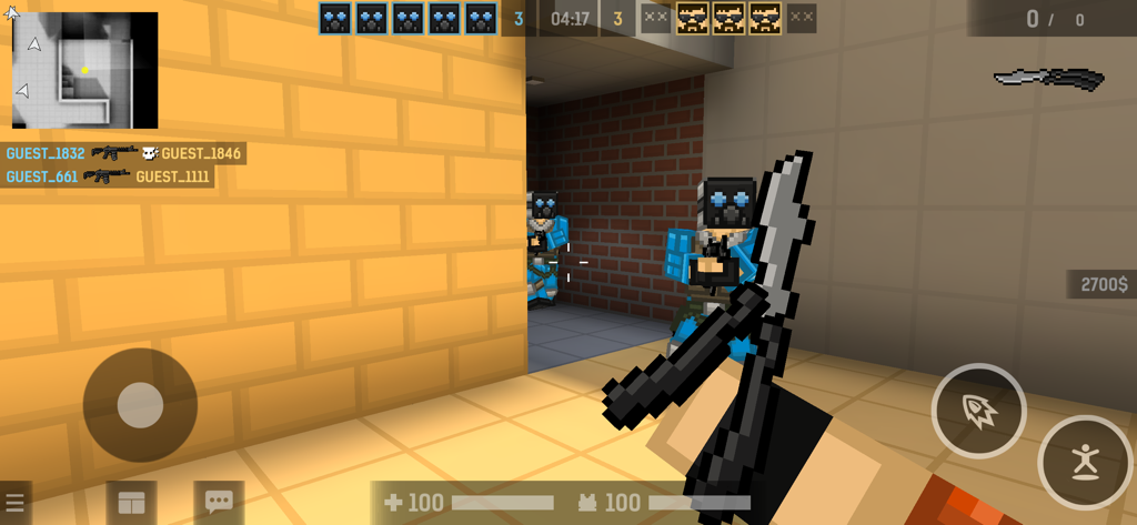 BLOCKPOST MOBILE - Vista in prima persona del gameplay di Blockpost Mobile con grafica voxel e un coltello a farfalla