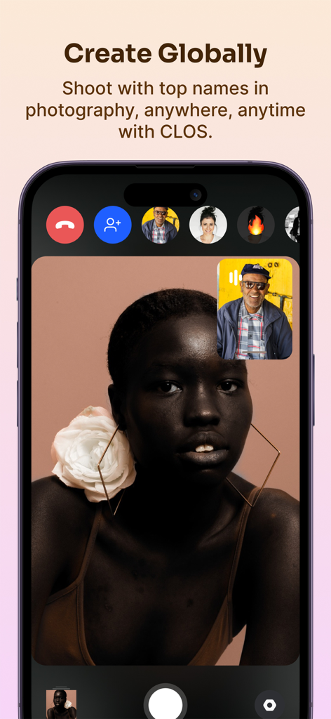 CLOS - Virtual Photoshoot - Smartphone screen showing the CLOS app interface for a remote photoshoot between a model and a photographer