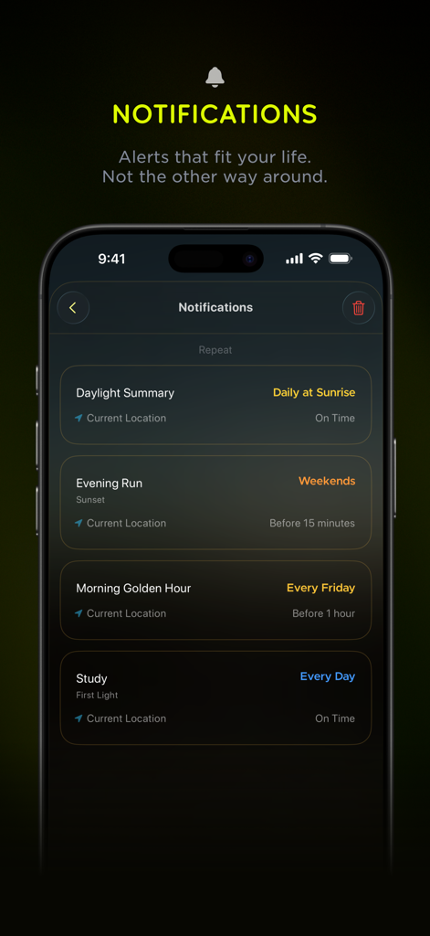 L'interface de l'application Lumy affiche des alertes de notification personnalisées pour le lever et le coucher du soleil, ainsi que pour l'heure dorée.