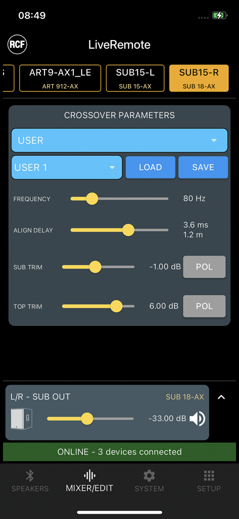 RCF LiveRemote - Pantalla de parámetros de crossover en la aplicación RCF LiveRemote mostrando ajustes de frecuencia y retardo de alineación para equipos de audio profesional