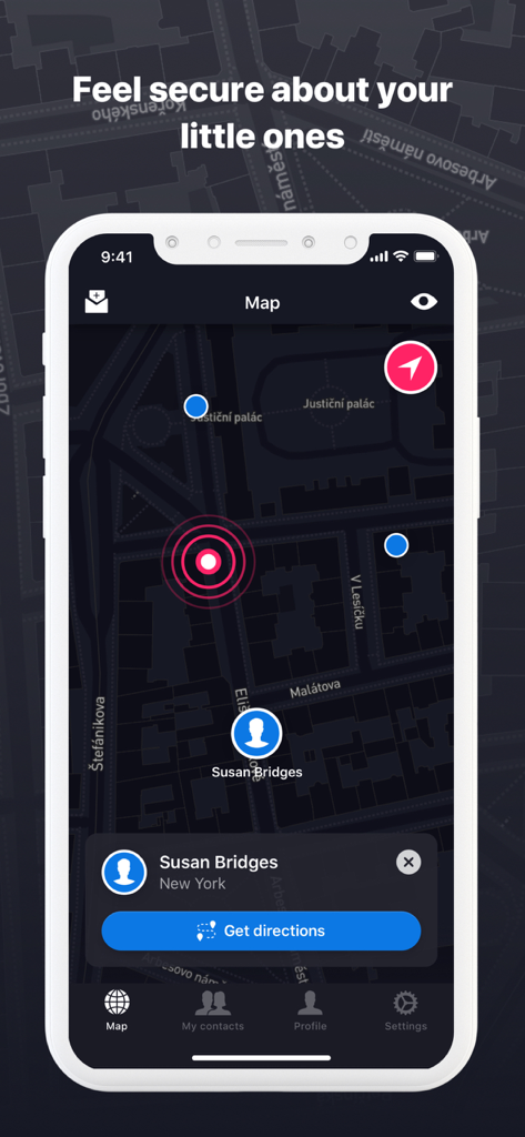 Location Trackerアプリの地図が表示されているスマートフォンの画面、家族の位置と子供の安全メッセージが表示されています