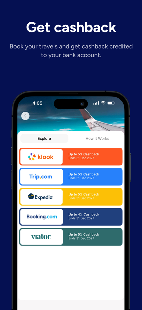 Tela do aplicativo Eskimo mostrando ofertas de cashback de viagem para reservas com parceiros como Klook Expedia e Booking.com