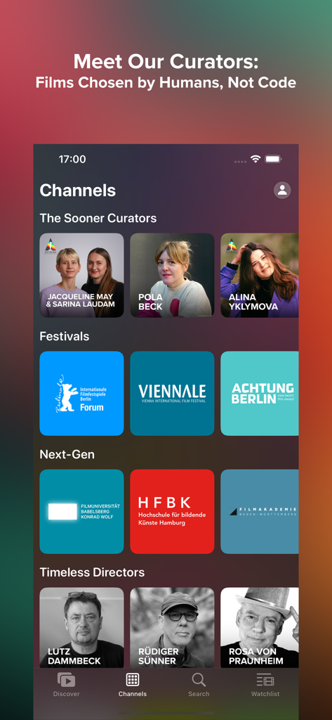Interface de l'application Sooner Europe montrant des chaînes de films organisées par des humains et des sélections de festivals de films internationaux