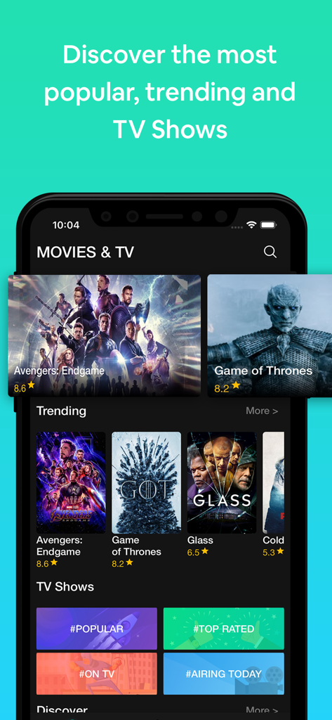 Show Box 앱의 인터페이스로 인기 영화 및 TV 쇼를 포스터 및 평점과 함께 보여줍니다.
