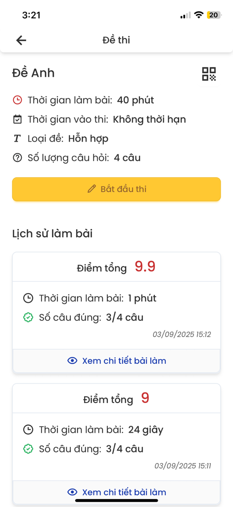 Azota Student - Azota Studentアプリのインターフェース。英語の試験の詳細と過去のスコア履歴が表示されています