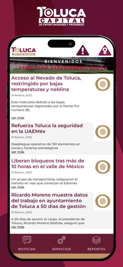 Toluca en tus manos - Mobile app screen showing a news feed with municipal updates for Toluca