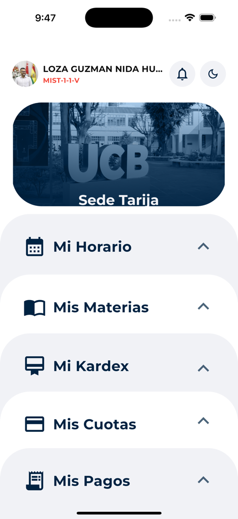 Schermata principale dell'app UCB Movil che mostra il menu accademico dello studente con opzioni per orario, materie e pagamenti.