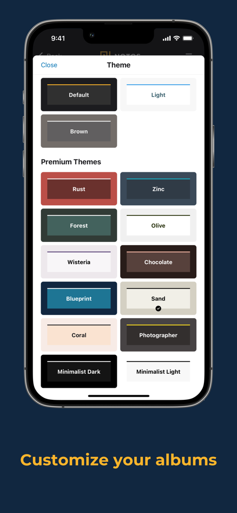 Notos: Photo travel diaries - 사진 여행 일기를 사용자 정의하기 위한 다양한 프리미엄 색상 테마를 보여주는 Notos 앱 인터페이스