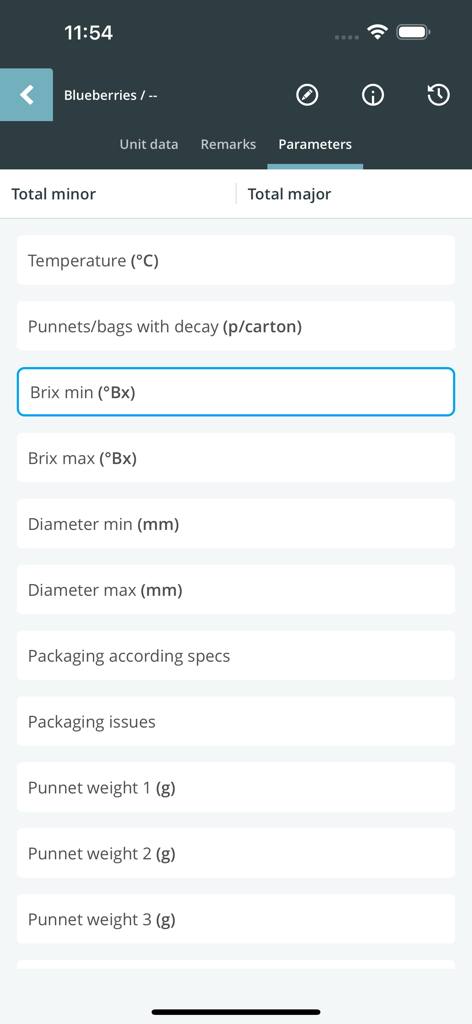 QC One Inspector app screen displaying quality control parameters for blueberry inspection including temperature and brix levels