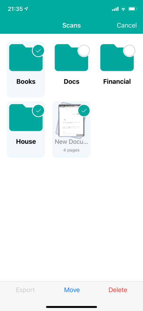 書籍、文書、財務、住宅用のフォルダでデジタルスキャンを整理している様子を示すモバイルインターフェース。