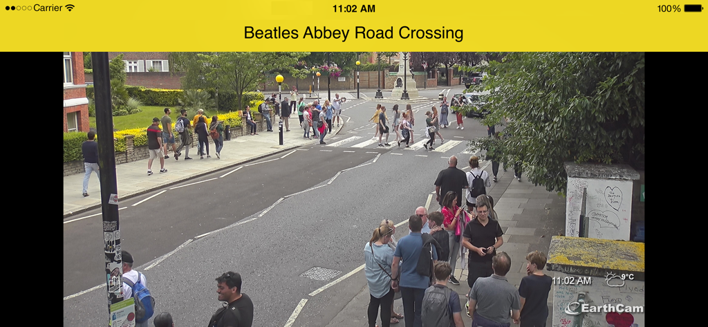 Abbey Road Studios Cam - Live camera feed of the famous Abbey Road zebra crossing in London with tourists