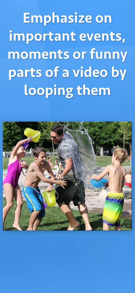 Eine Familie spielt in einem Brunnen mit Text über das Looping wichtiger Videomomente