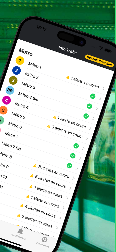 Ma Ligne - Trafic Metro & RER - Real-time traffic status and alerts for Paris Metro lines on the Ma Ligne app interface