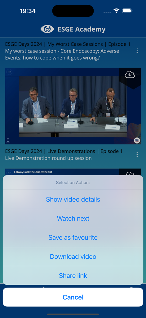 ESGE Academy - Menu de ações no aplicativo ESGE Academy exibindo opções para baixar, salvar ou compartilhar conteúdo de vídeo de endoscopia