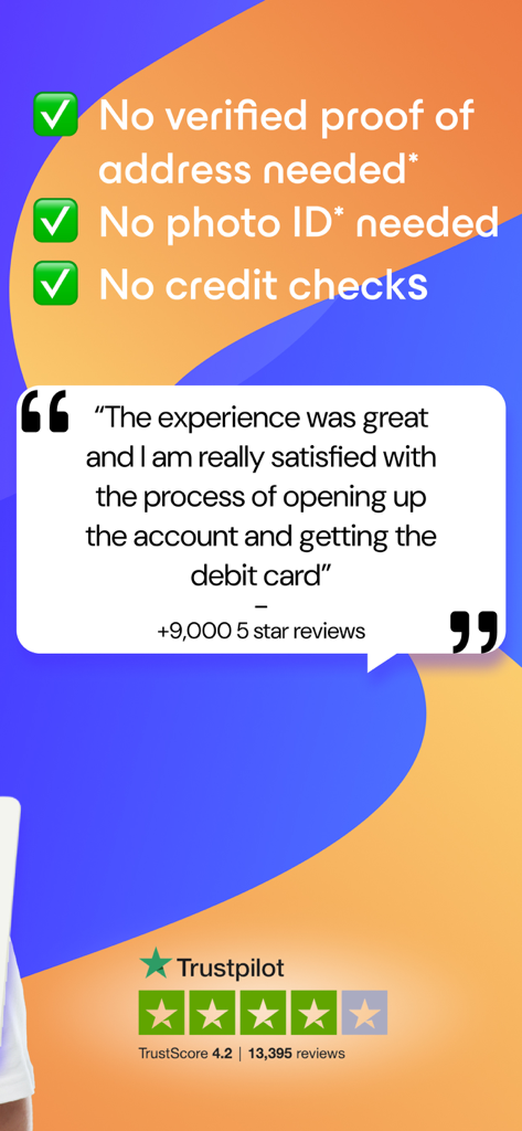 Suits Me - Banking Alternative - Screenshot der Suits Me Banking-App mit einer Liste von Vorteilen wie keine Bonitätsprüfung und Kundenrezensionen