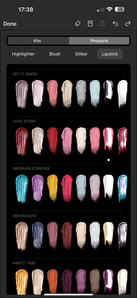 Prêt à Makeup - Uma exibição de várias amostras de cores e texturas de batom digital na interface do aplicativo Pret-a-Makeup.