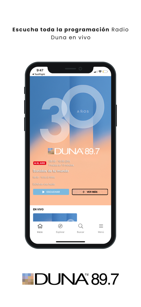 Interface of the Radio Duna mobile app showing the live audio player and the 30th anniversary logo.