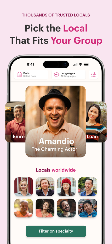 Pantalla de la aplicación móvil que muestra varios perfiles de guías locales para elegir para un tour privado por la ciudad.